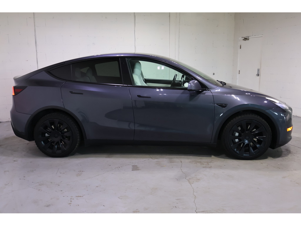 2022 Tesla Model Y Long Range, Toronto, Cash