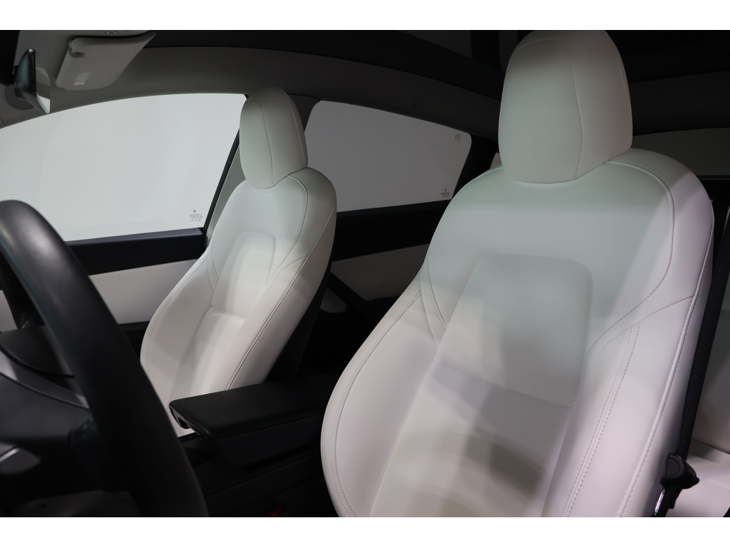 2022 Tesla Model Y Long Range, Toronto, Cash