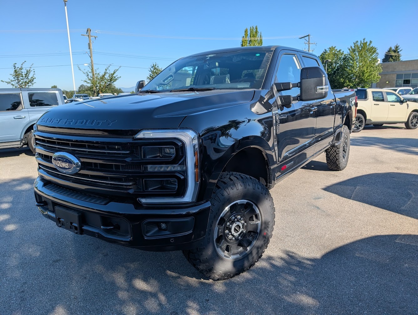 2025 Ford F-350 SUPER DUTY Platinum Tremor - Power Boards, 5th Wheel Prep Pkg