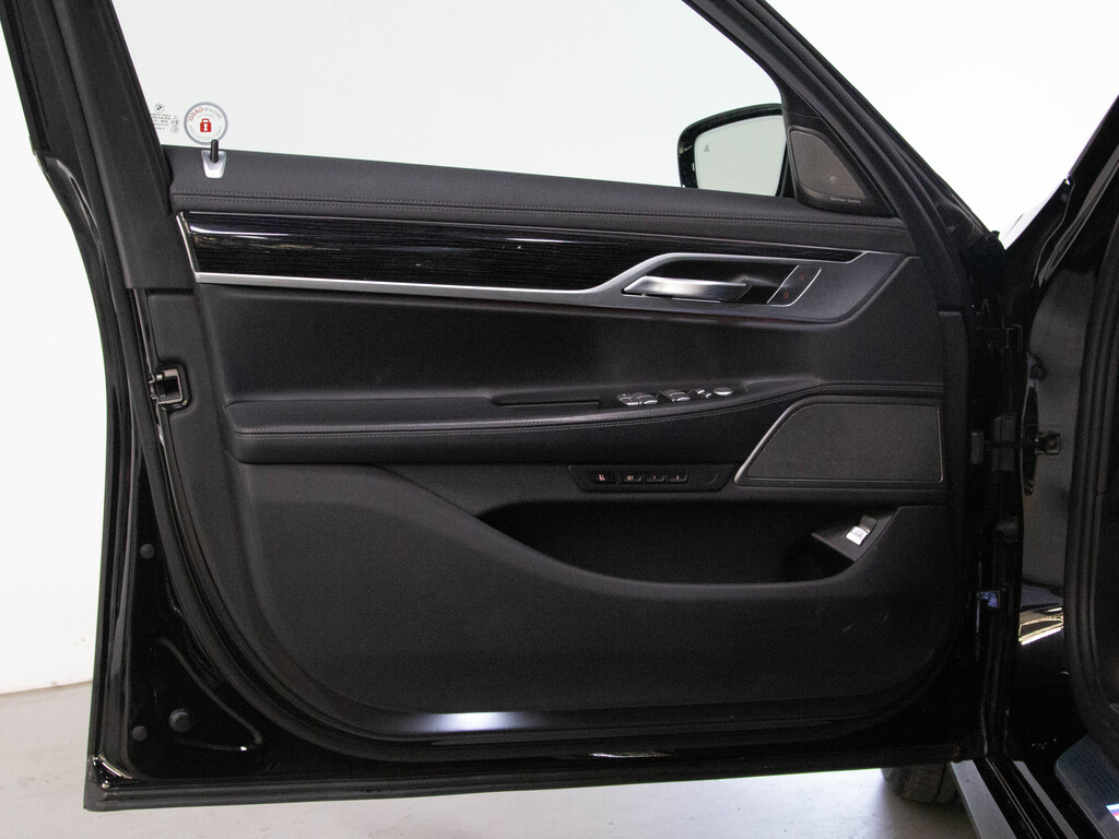 2019 BMW 750i xDrive, Toronto, Cash