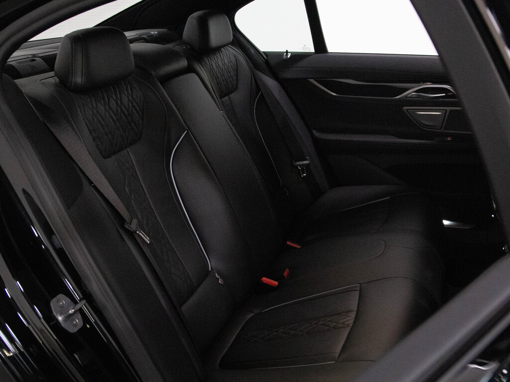 2019 BMW 750i xDrive, Toronto, Cash