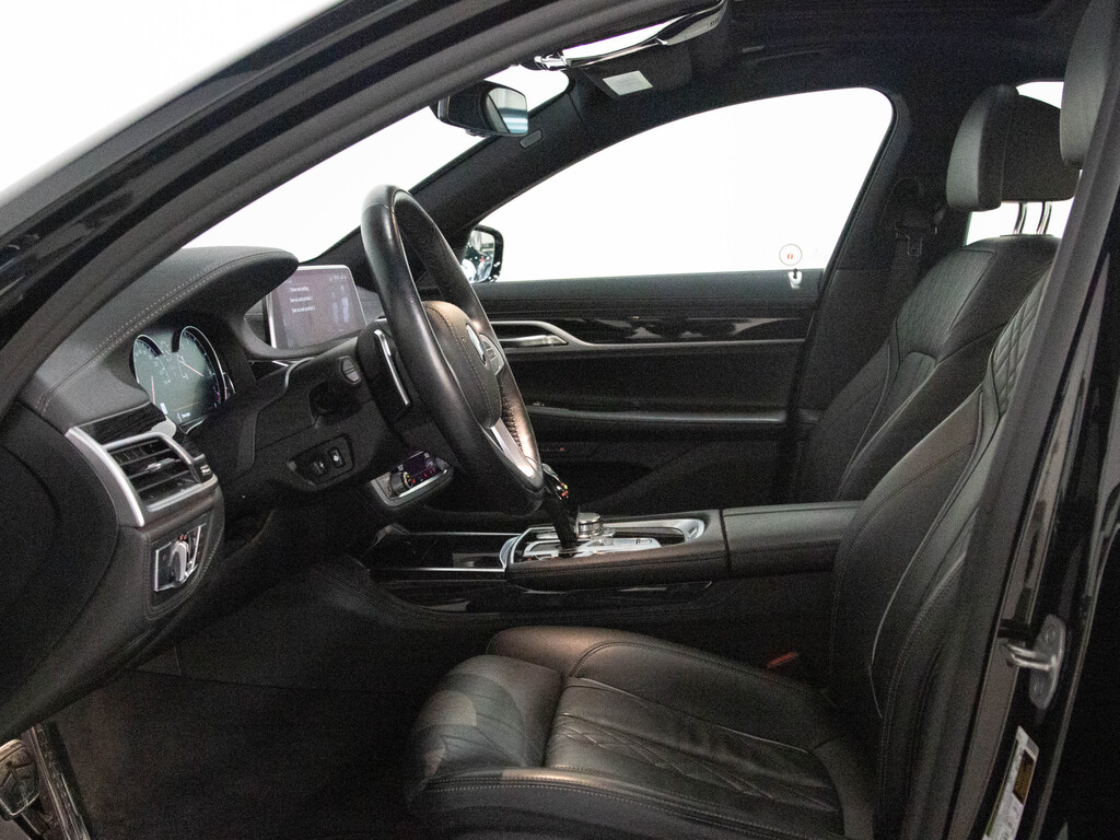 2019 BMW 750i xDrive, Toronto, Cash
