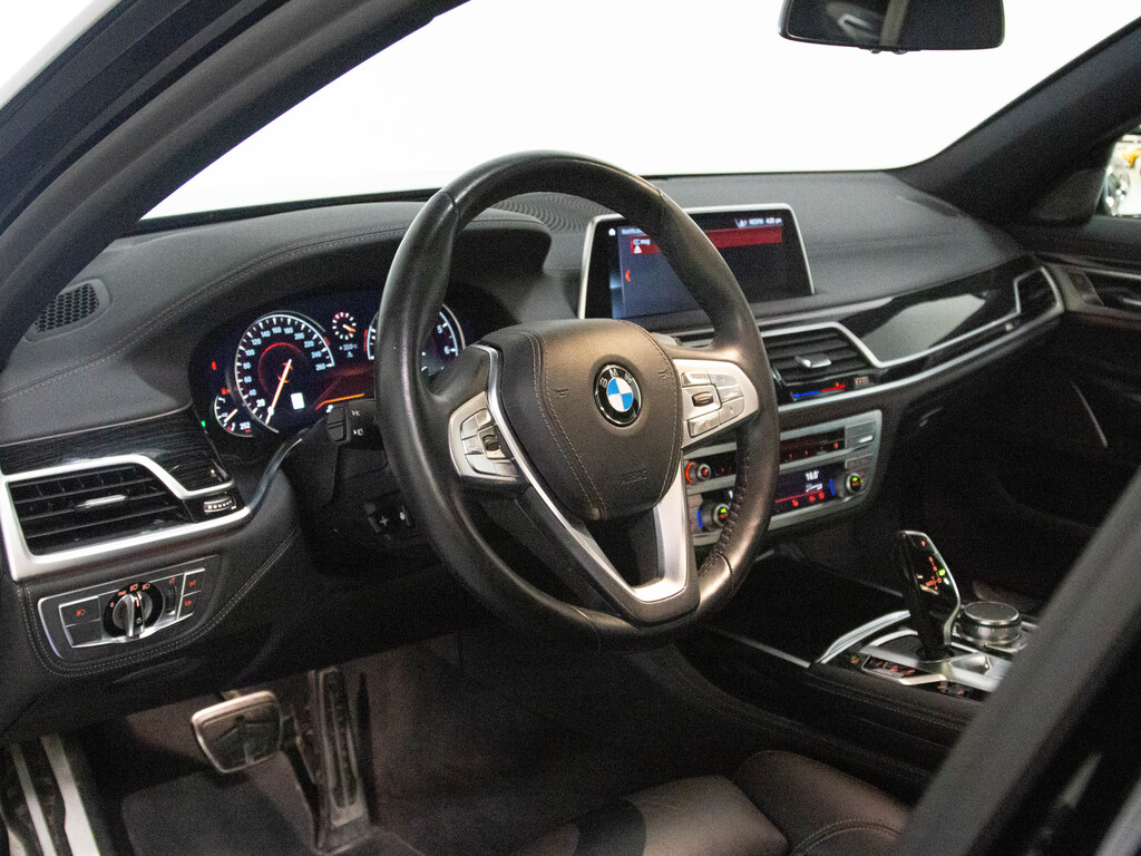 2019 BMW 750i xDrive, Toronto, Cash