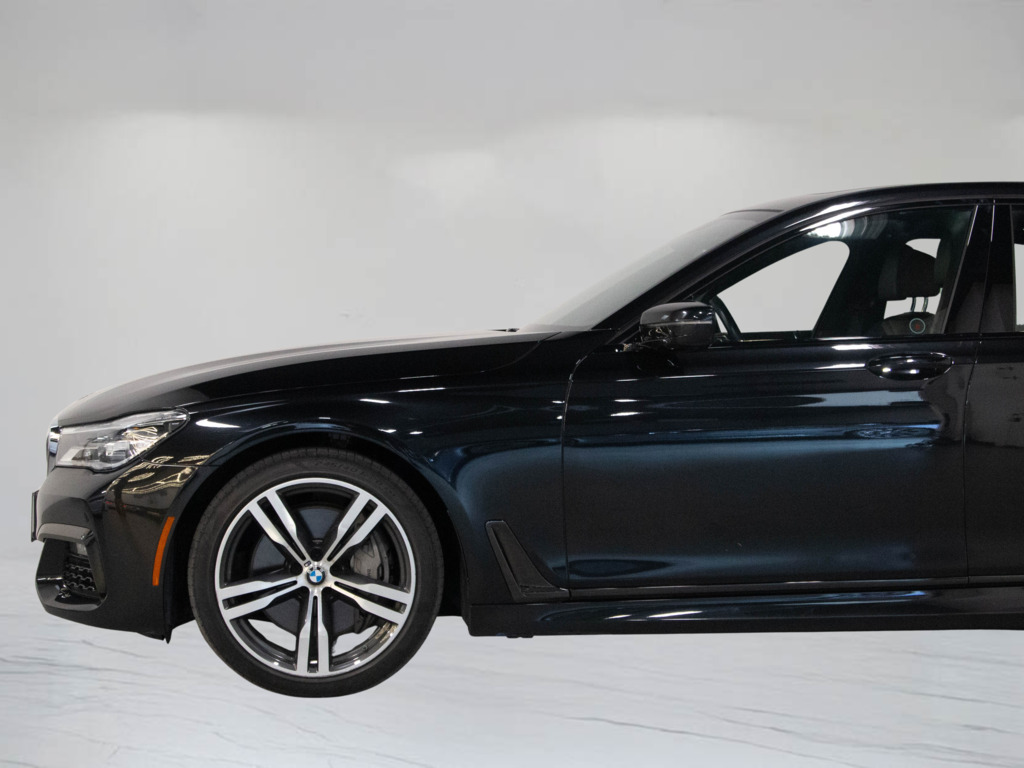 2019 BMW 750i xDrive, Toronto, Cash