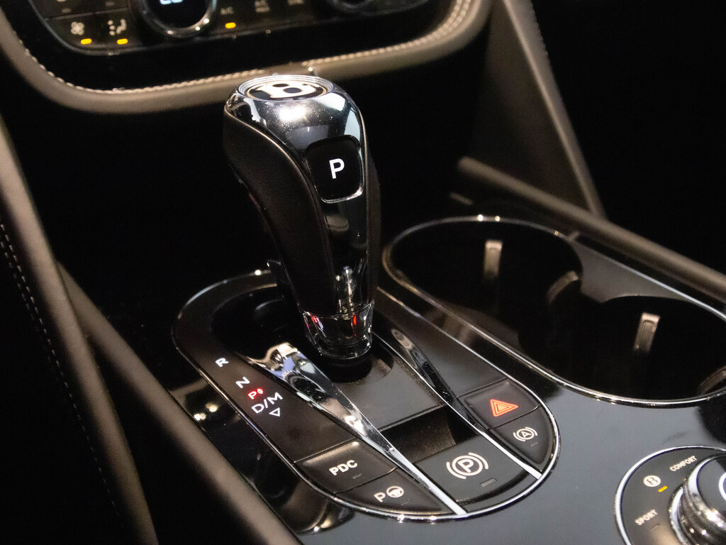 2019 Bentley Bentayga V8, Toronto, Cash