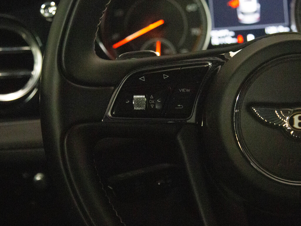 2019 Bentley Bentayga V8, Toronto, Cash