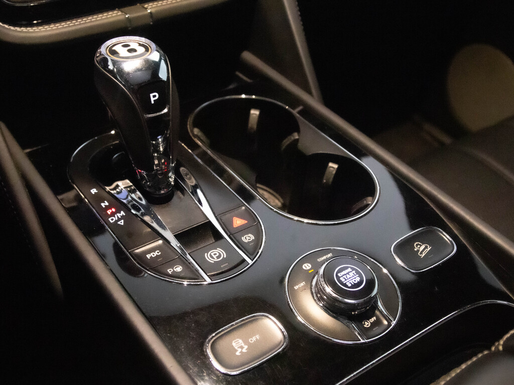 2019 Bentley Bentayga V8, Toronto, Cash