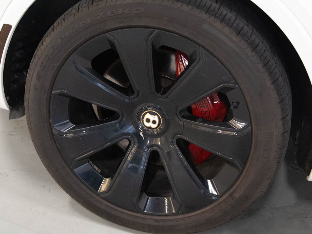 2019 Bentley Bentayga V8, Toronto, Cash