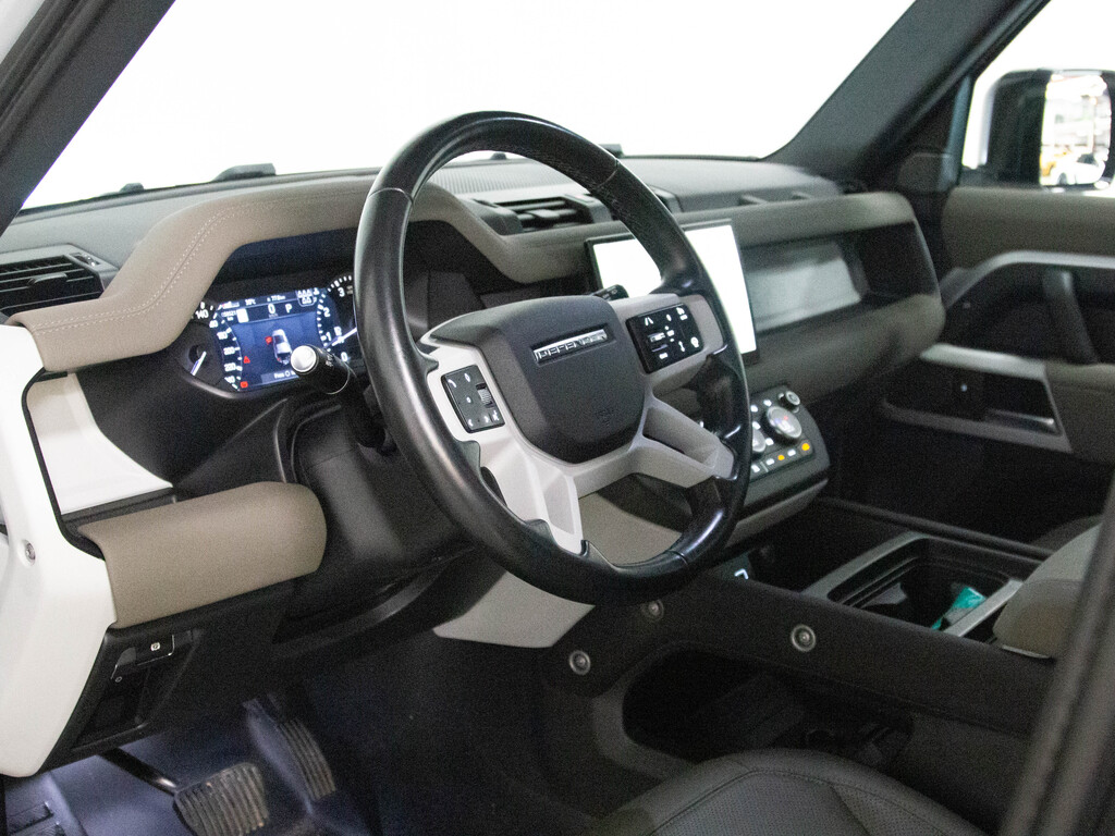 2023 Land Rover Defender 110 S, Toronto, Cash