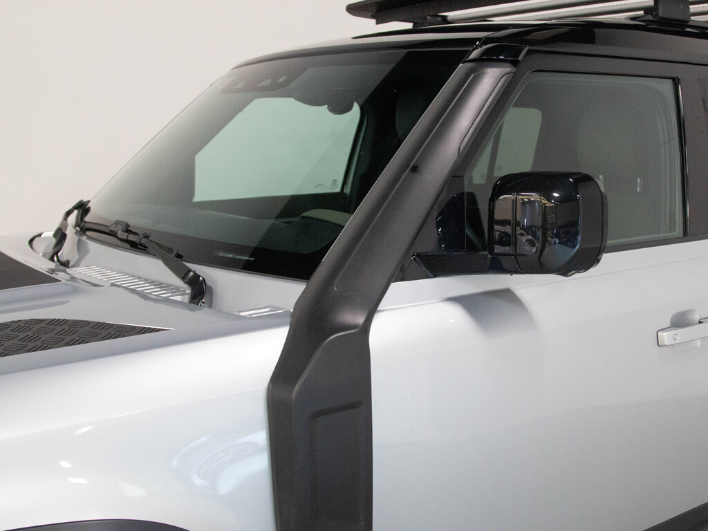 2023 Land Rover Defender 110 S, Toronto, Cash