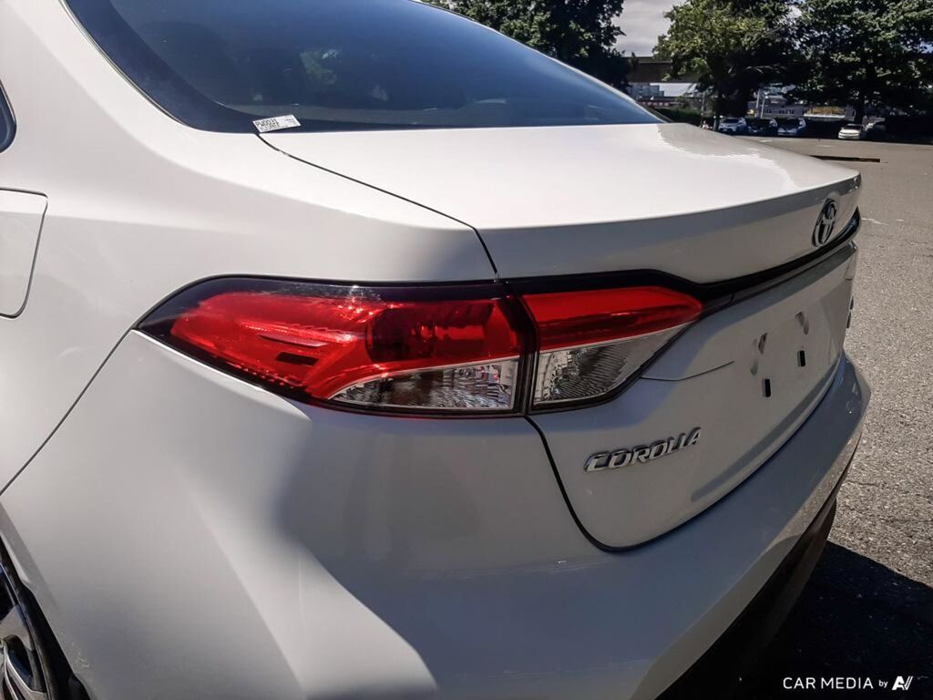 2023 Toyota Corolla Hybrid LE, Vancouver, Cash