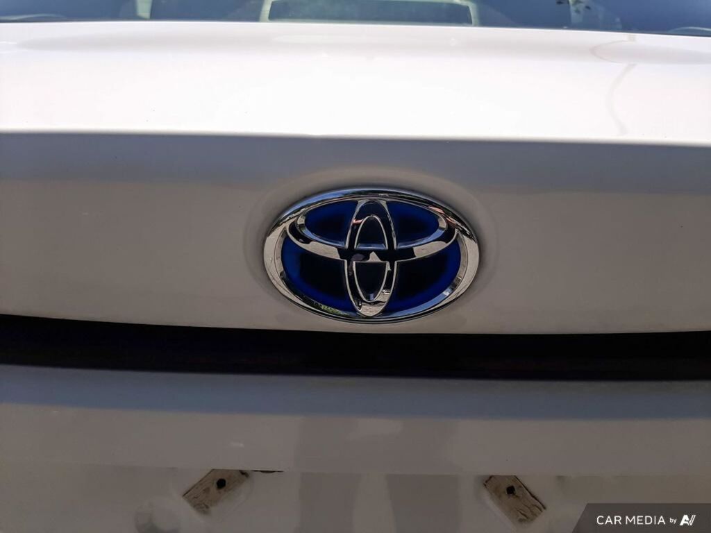 2023 Toyota Corolla Hybrid LE, Vancouver, Cash