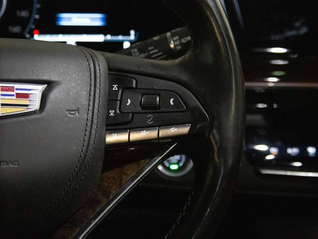 2021 Cadillac Escalade Sport Platinum, Toronto, Cash