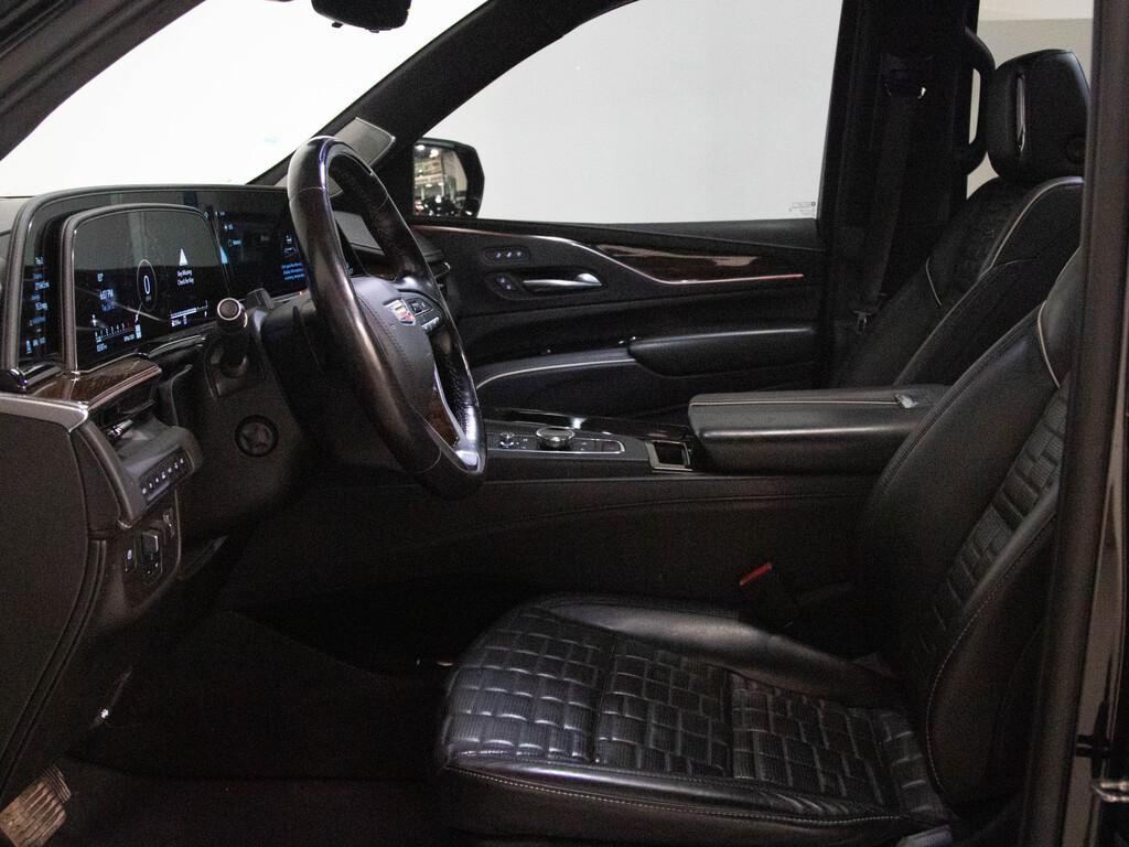 2021 Cadillac Escalade Sport Platinum, Toronto, Cash