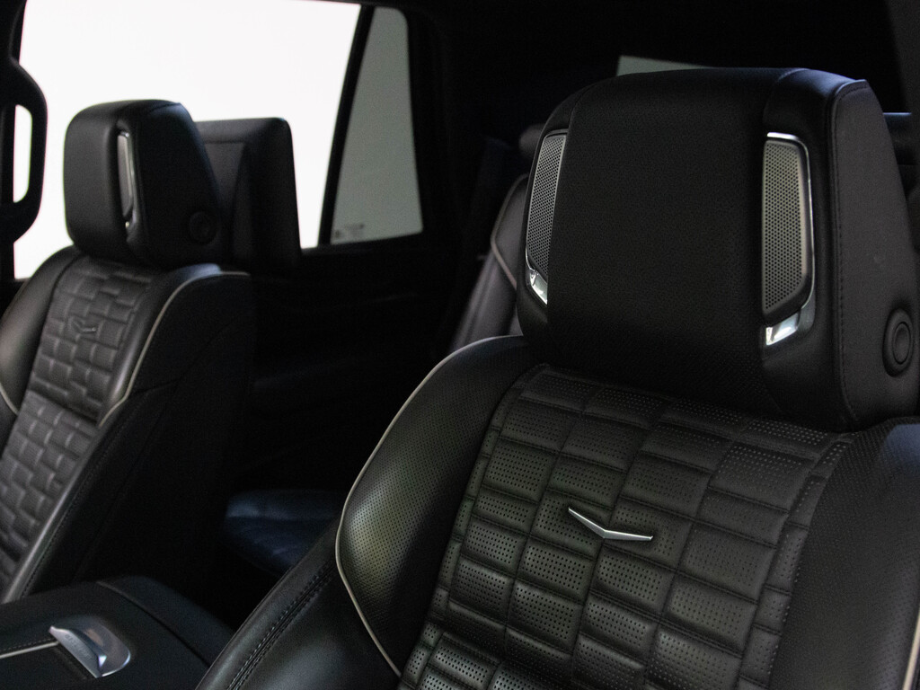 2021 Cadillac Escalade Sport Platinum, Toronto, Cash