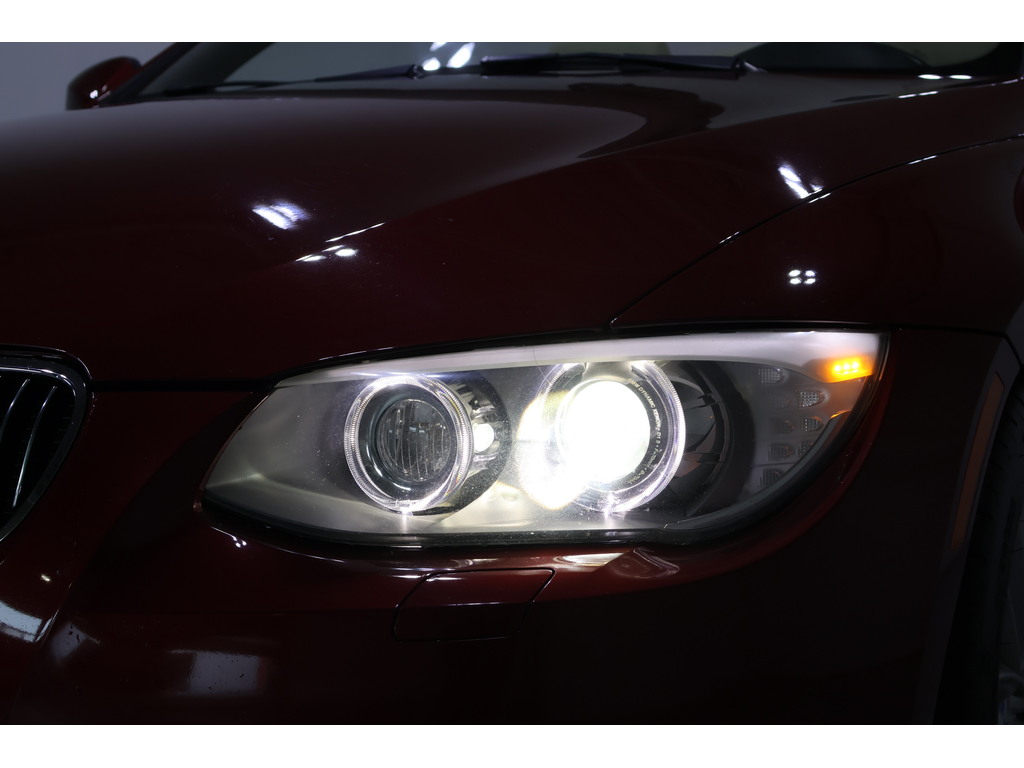 2011 BMW 335i 335i CAB   LOW MILEAGE!!   CLEAN CARFAX, Toronto, Cash
