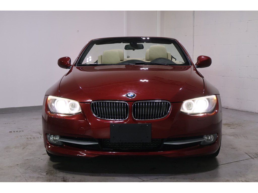 2011 BMW 335i 335i CAB   LOW MILEAGE!!   CLEAN CARFAX, Toronto, Cash