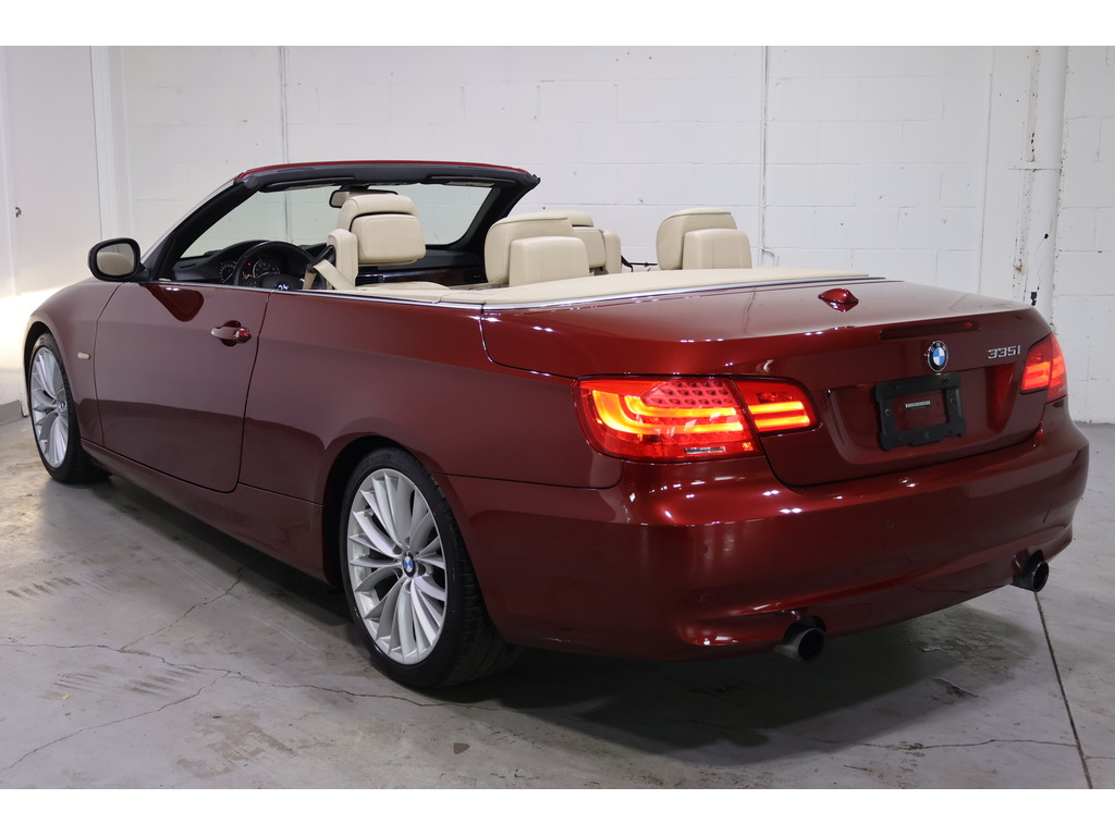 2011 BMW 335i 335i CAB   LOW MILEAGE!!   CLEAN CARFAX, Toronto, Cash