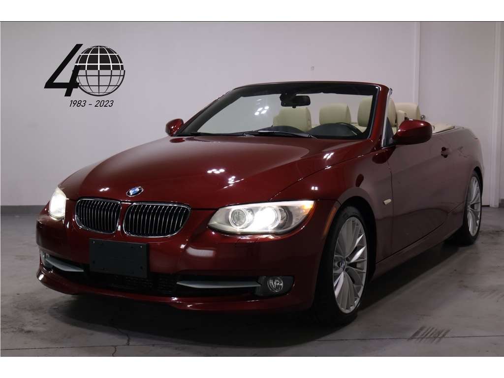 2011 BMW 335i 335i CAB   LOW MILEAGE!!   CLEAN CARFAX, Toronto, Cash