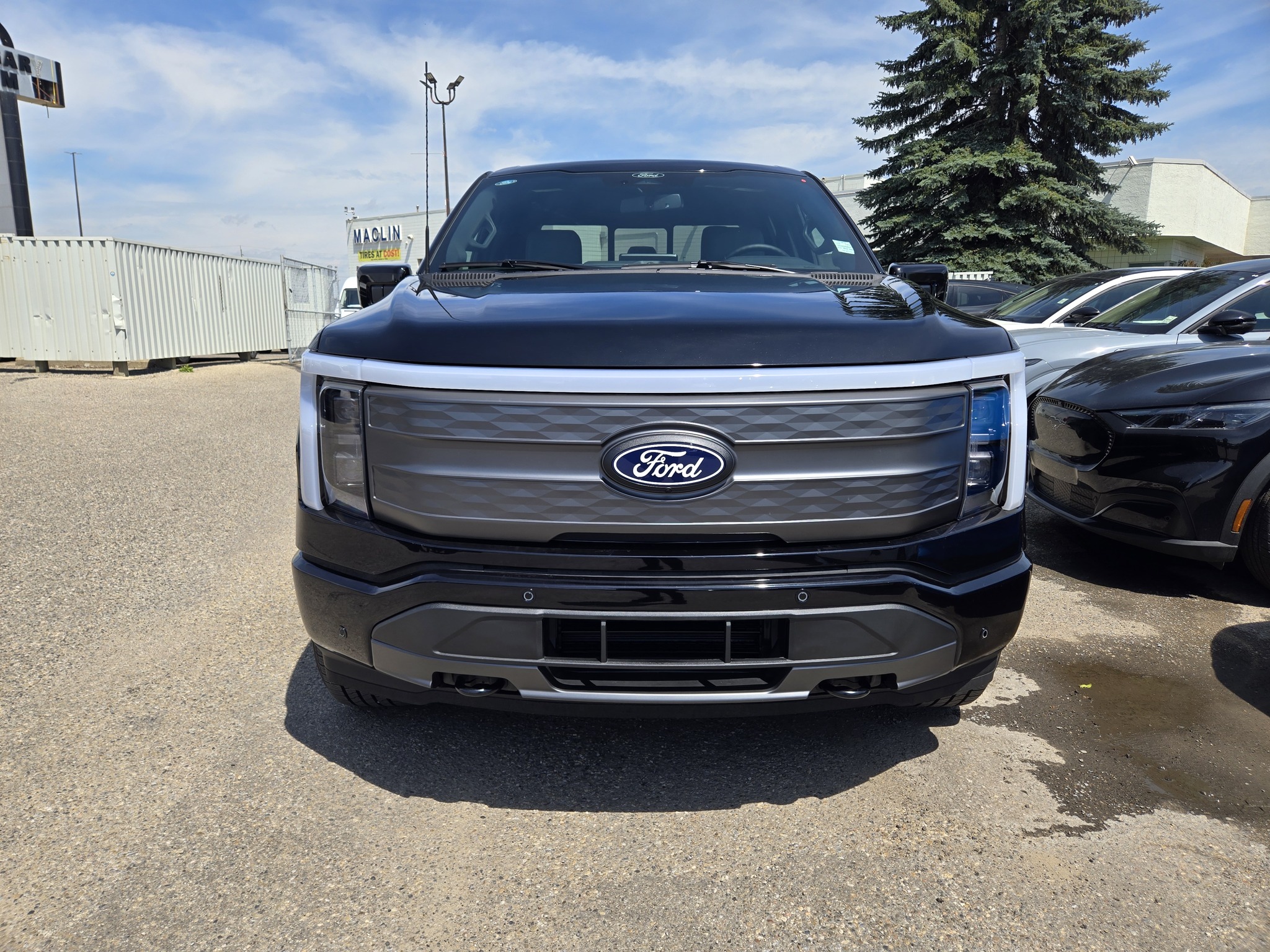 2025 Ford F-150 Lightning