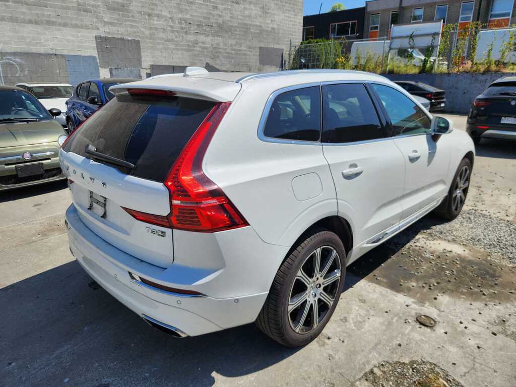 2019 Volvo XC60 Hybrid T8 Inscription, Vancouver, Cash