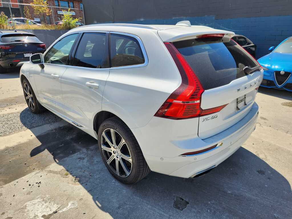 2019 Volvo XC60 Hybrid T8 Inscription, Vancouver, Cash