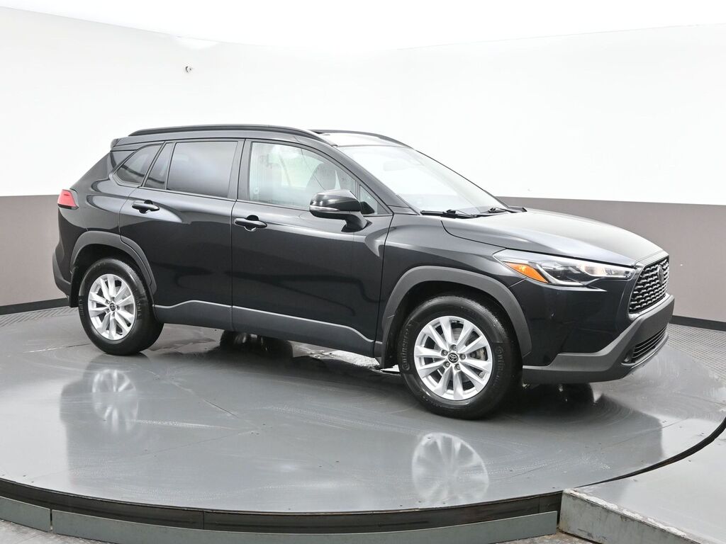 2023 Toyota Corolla Cross LE AWD
