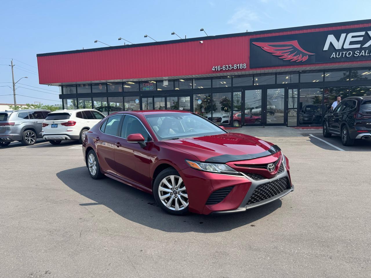 2018 Toyota Camry SE AUTO LEATHER A/CARPLAY B/SPOT P/START CAMERA