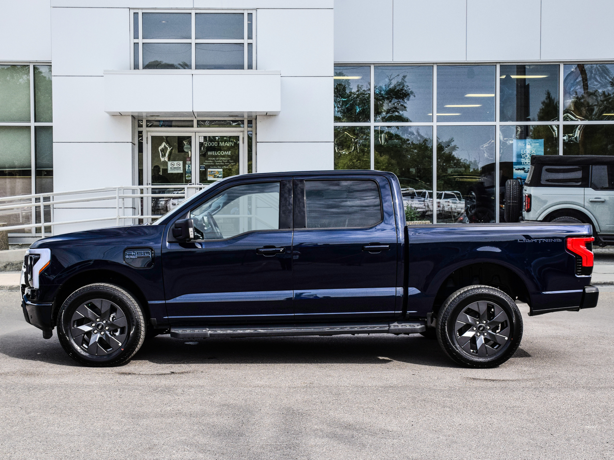 2025 Ford F-150 Lightning