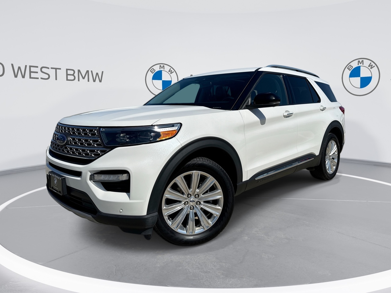 2021 Ford Explorer | class 3 tow package