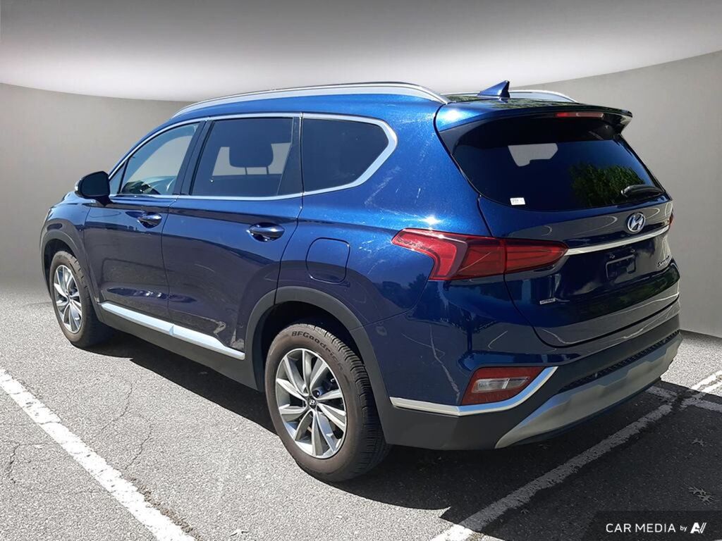2020 Hyundai Santa Fe Preferred AWD with Sun and Leather Package, Vancouver, Cash