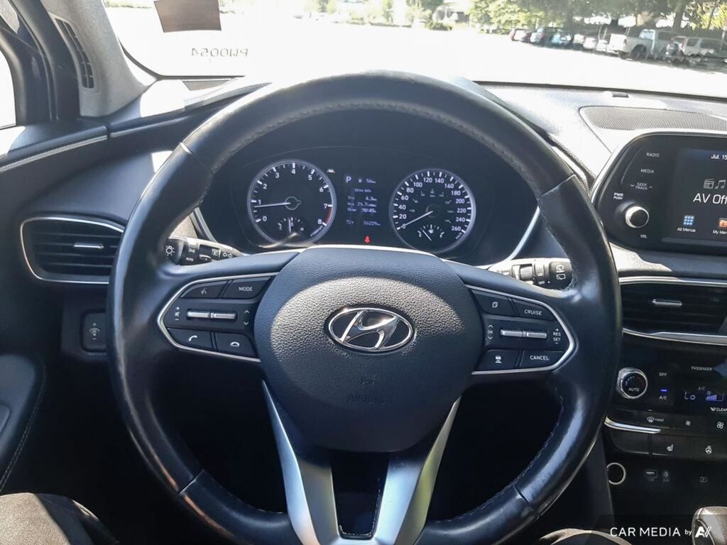 2020 Hyundai Santa Fe Preferred AWD with Sun and Leather Package, Vancouver, Cash