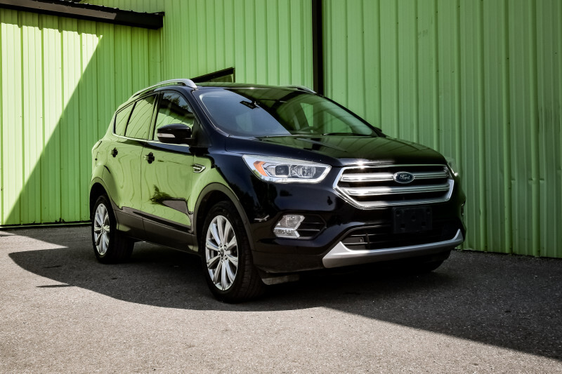 2017 Ford Escape Titanium  • SUNROOF • HEATED LEATHER • PARK ASSIST