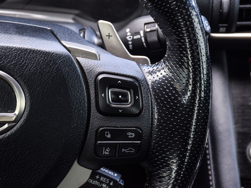 2017 Lexus IS 350 , Toronto, Cash