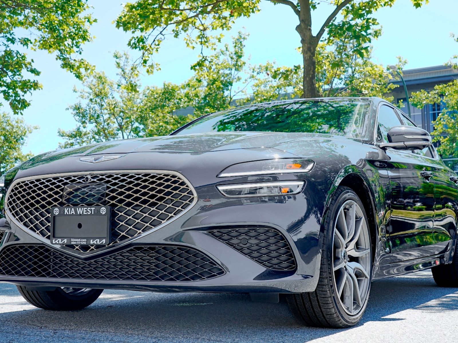 2023 Genesis G70