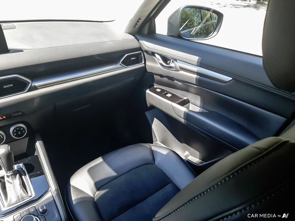 2023 Mazda CX-5 GS, Vancouver, Cash