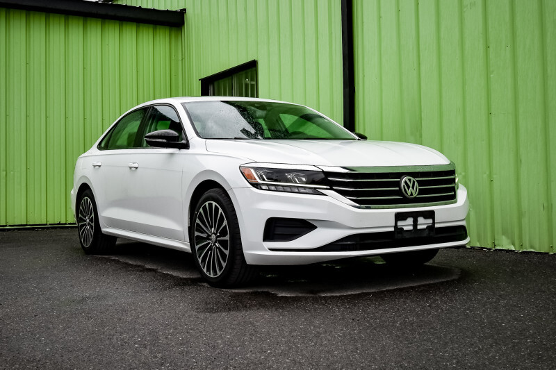 2022 Volkswagen Passat HIGHLINE  • SUNROOF • HEATED SEATS • CP/AA