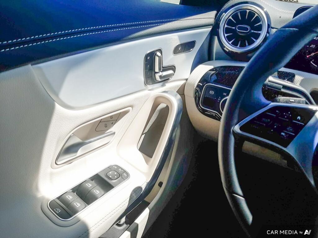 2025 Mercedes-Benz CLA 250 Coupe 4MATIC, Vancouver, Cash
