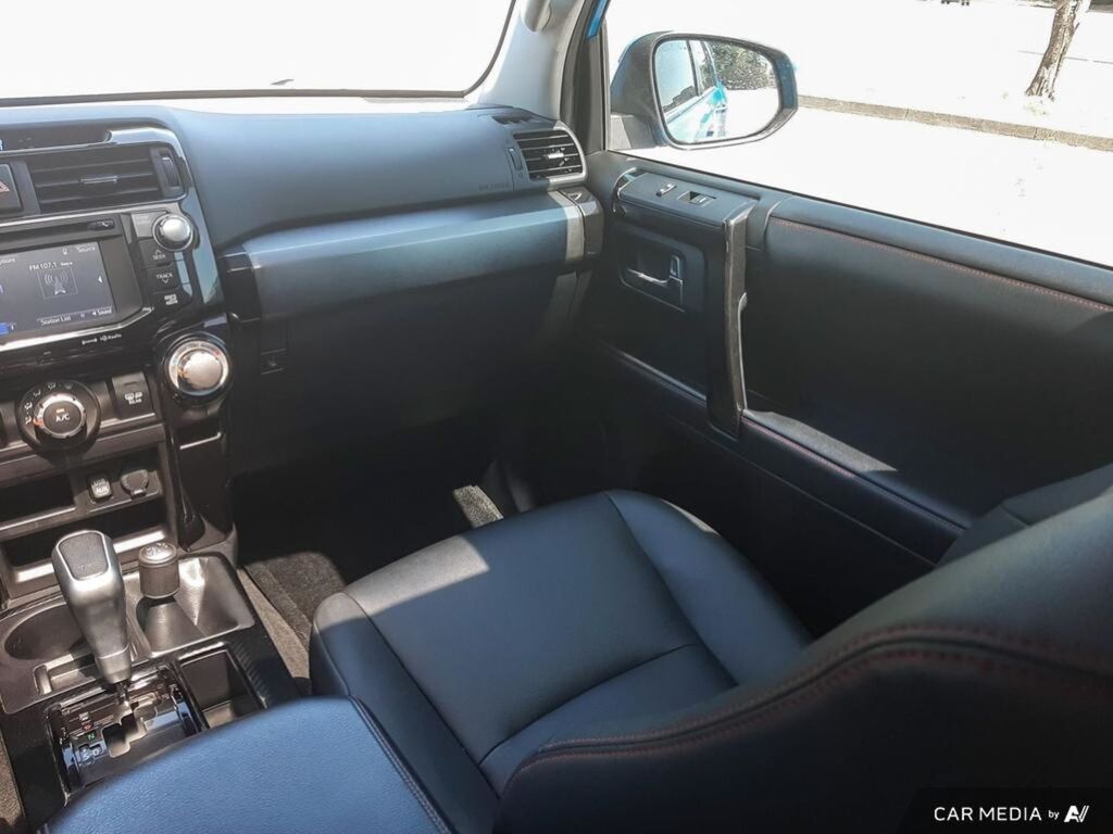 2019 Toyota 4Runner SR5, 温哥华, 全款车