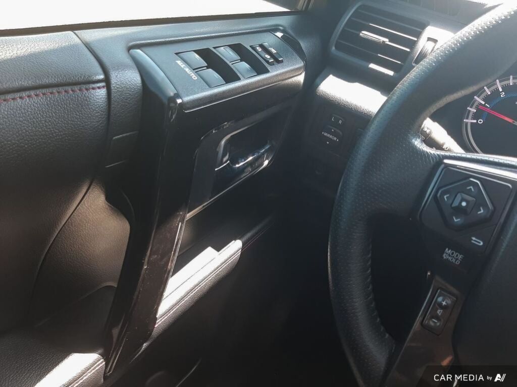 2019 Toyota 4Runner SR5, 温哥华, 全款车