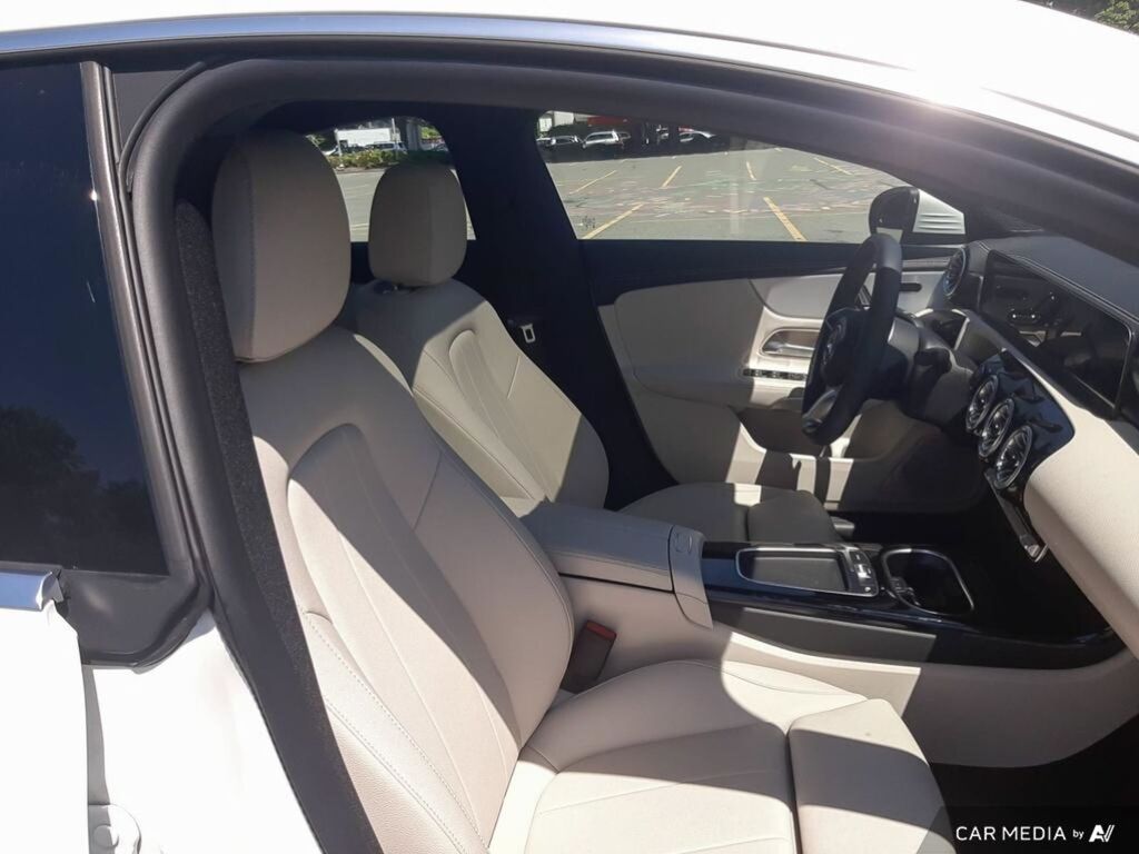 2025 Mercedes-Benz CLA 250 Coupe 4MATIC, Vancouver, Cash