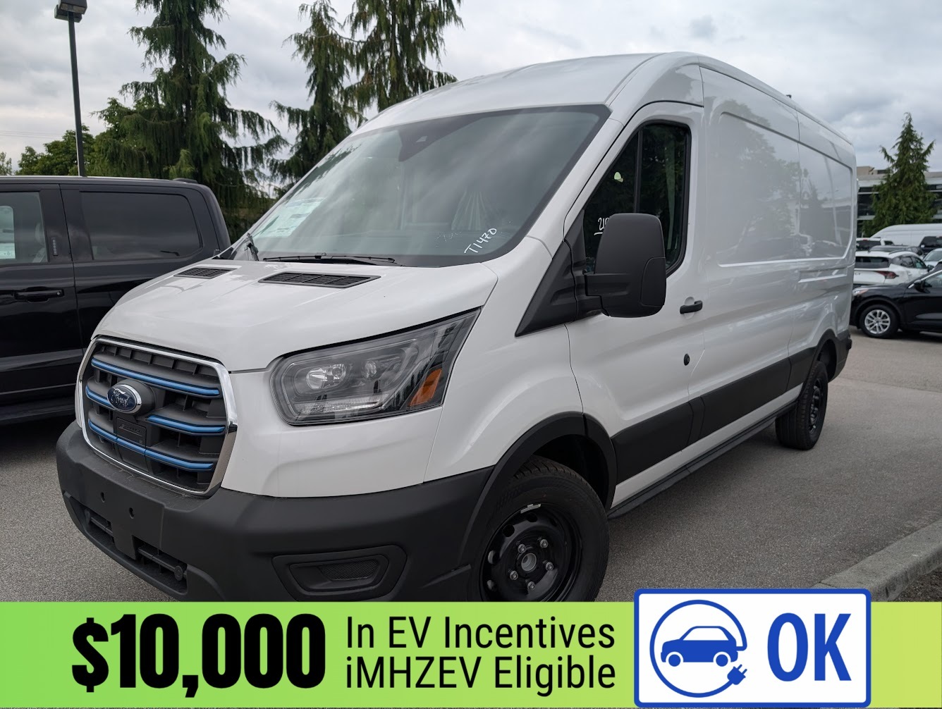 2025 Ford E-Transit Cargo Van  350 E-Transit MR RWD - High Res Rear Camera