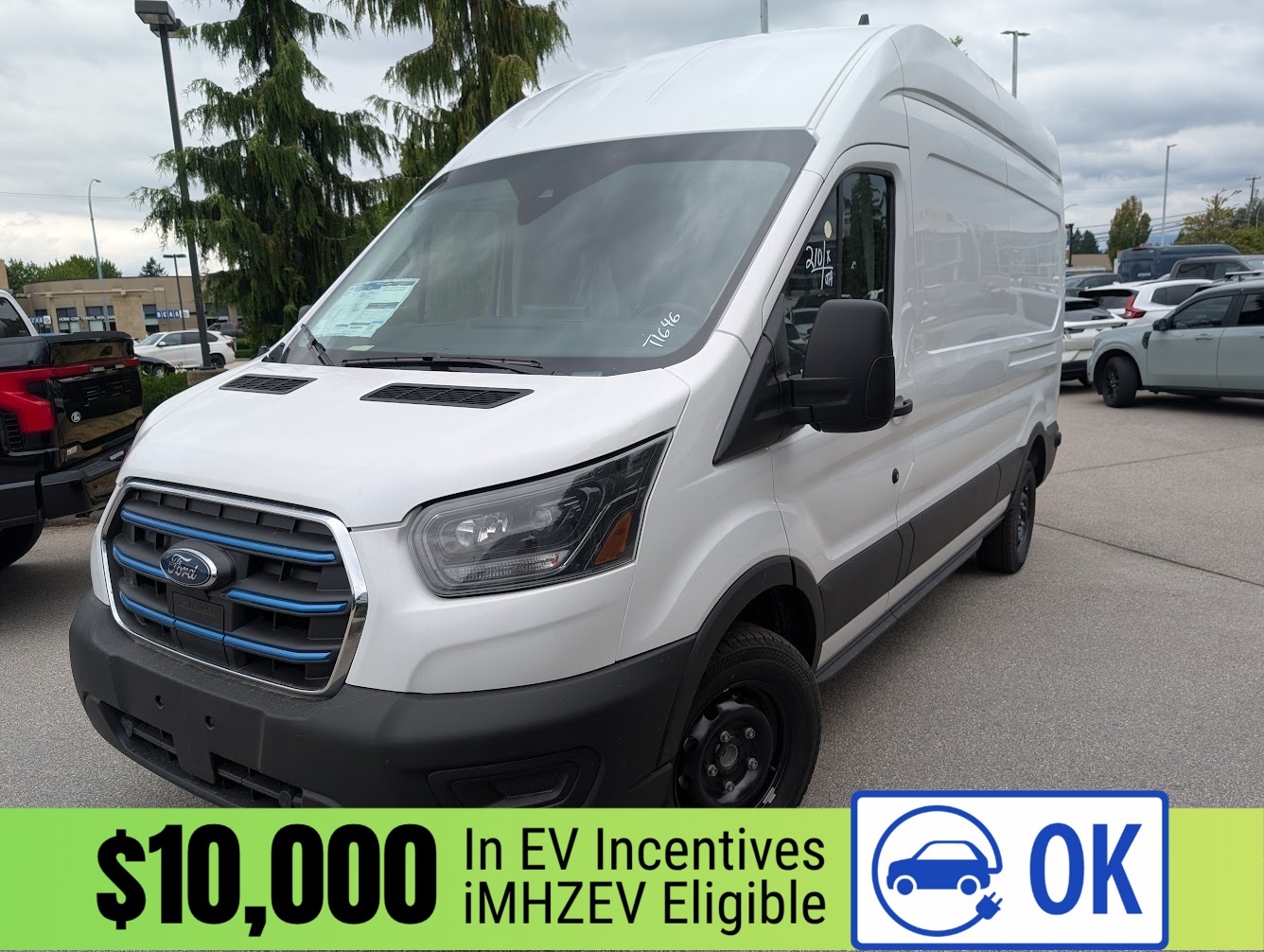 2025 Ford E-Transit Cargo Van  BEV 350 HR RWD Cago Van - Reverse Sensing System