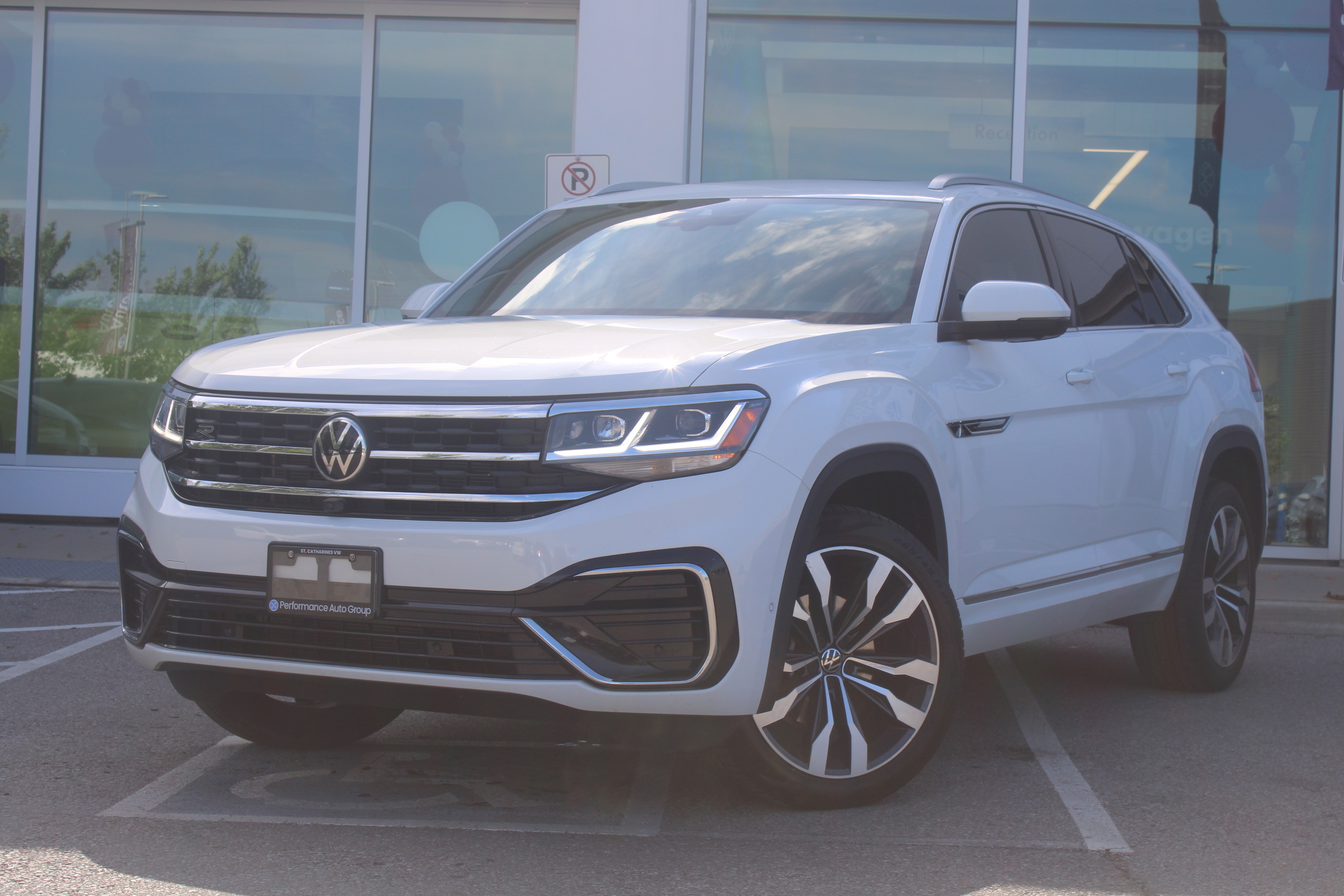2022 Volkswagen Atlas Cross Sport Loaded | Great Condition | R Line 