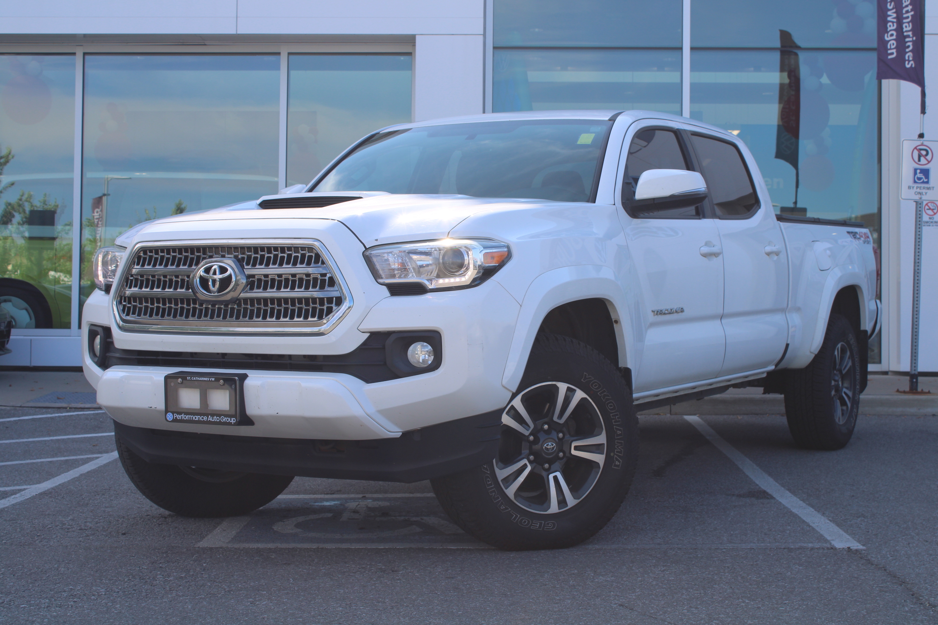 2017 Toyota Tacoma Double Cab | TRD Sport | Auto 