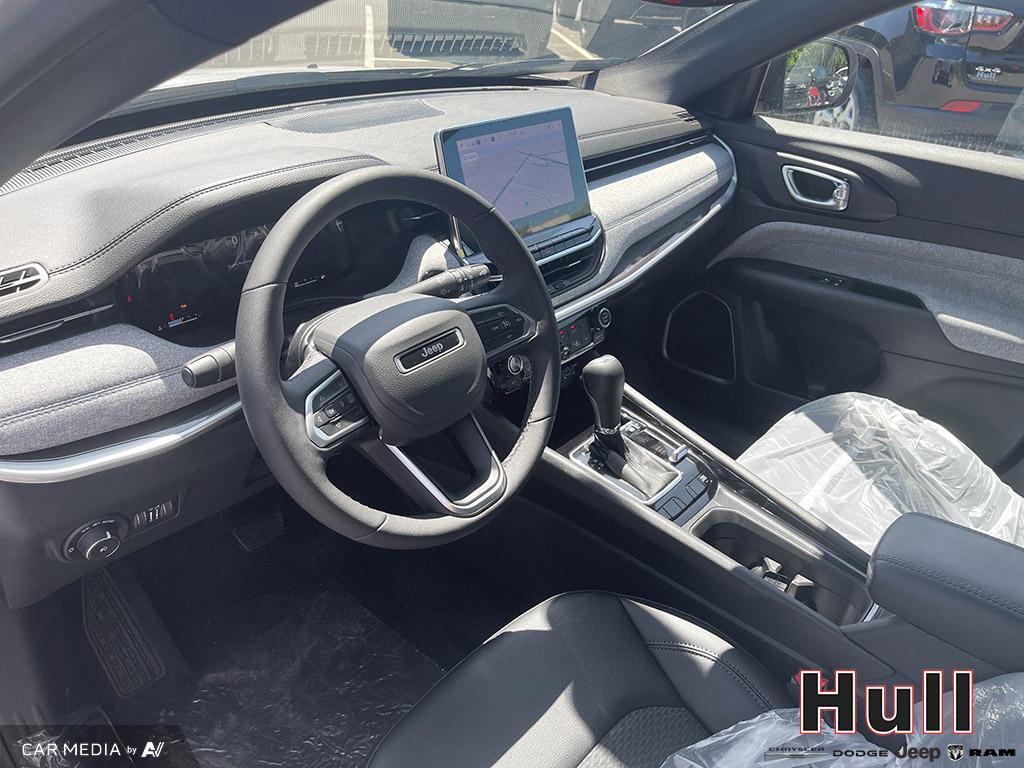 2025 Jeep Compass North, Toronto, Cash