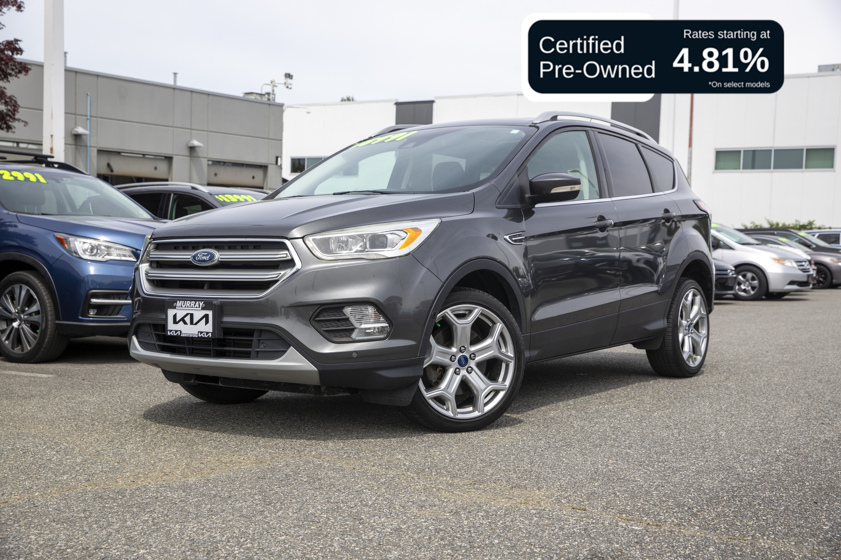 2017 Ford Escape Titanium! AWD! Low km! Nav! Leather! Sunroof!