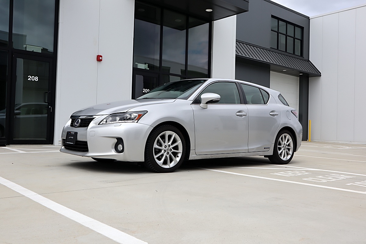 2012 Lexus CT 200h FWD 4dr Hybrid