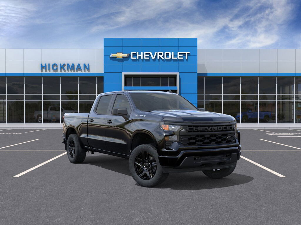 2025 Chevrolet Silverado Custom