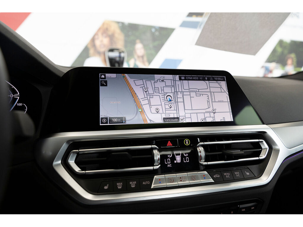 2021 BMW 330e xDrive, Vancouver, Cash